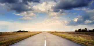 Czy MINI ma napęd na tył?