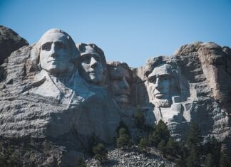 Ile waży Lincoln Navigator?